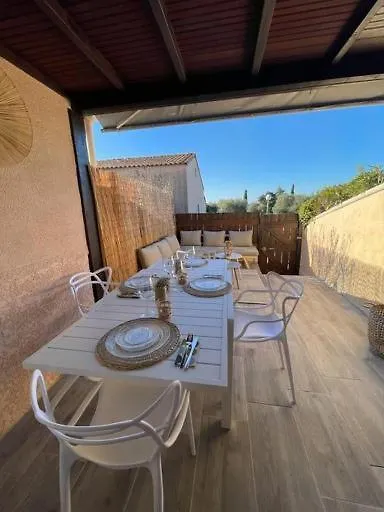Holiday home Villa Club Avec Terrasse A 5 Min A Pied De La Plage Sanary-sur-Mer France
