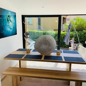 Maison En Front De Sur La De Portissol Hébergement de vacances